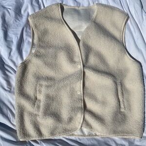 No Brand Boxy Cream Sherpa Vest